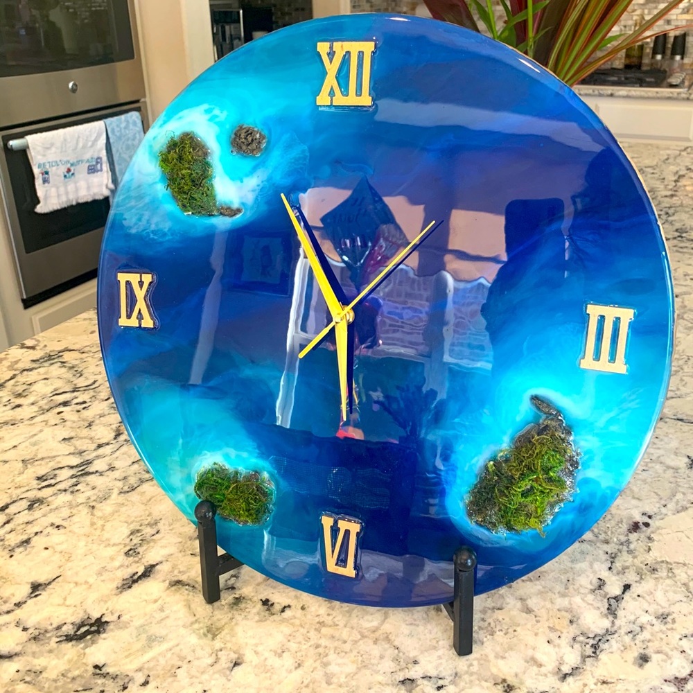 Resin art Wood Clock